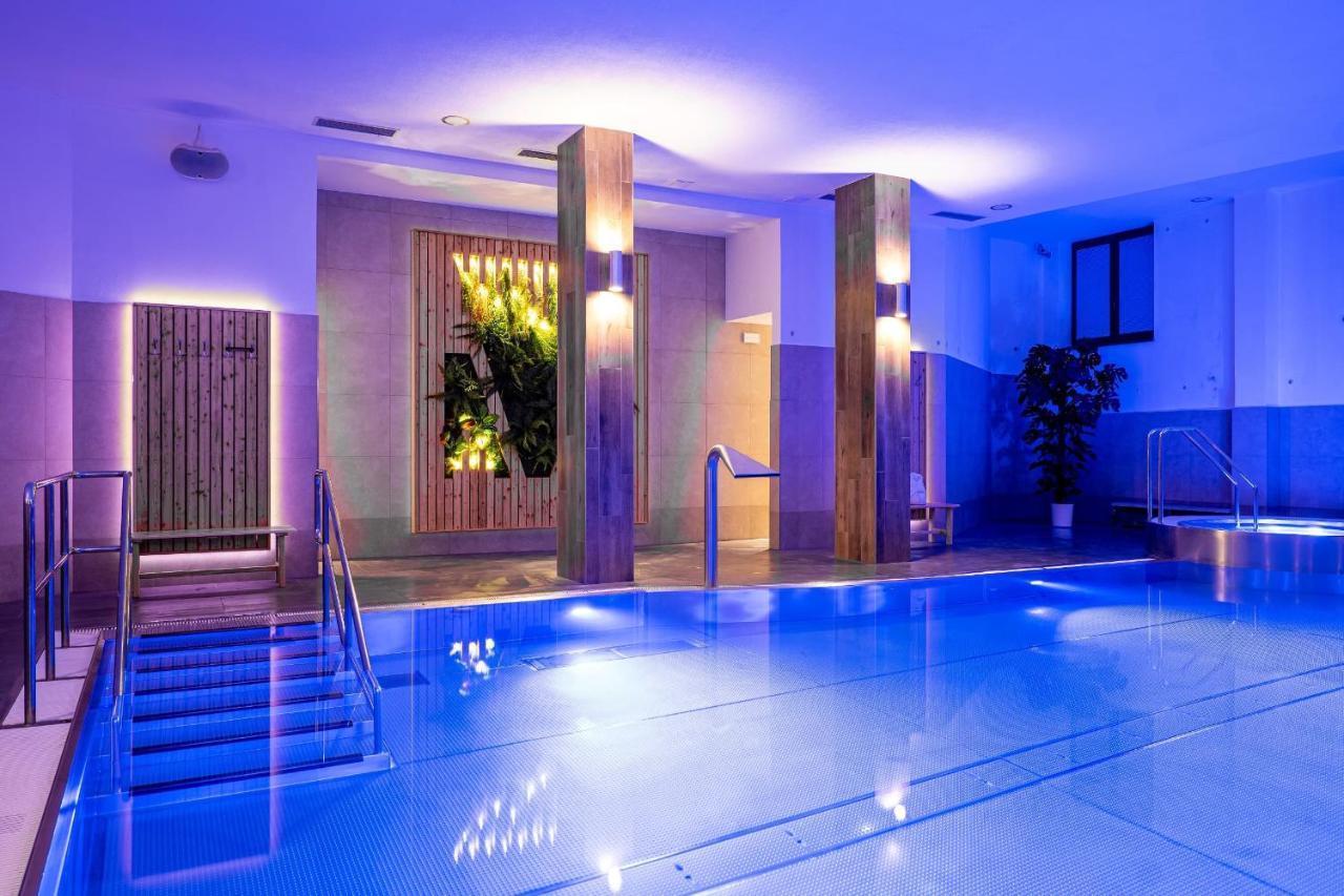 Wellness Hotel Pod Kycmolem Horní Lomná Kültér fotó